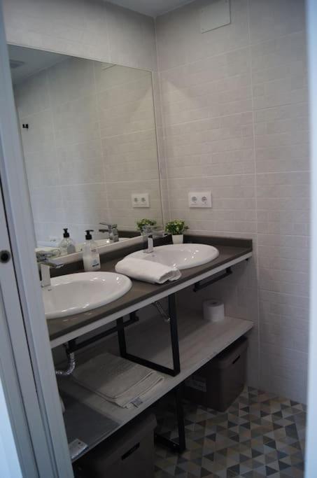 Roch - Stylish Apartment Near Metro Sevilla Eksteriør billede