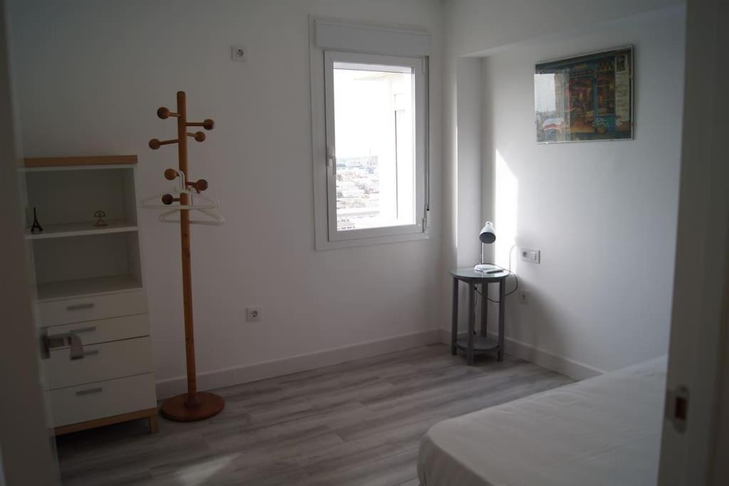 Roch - Stylish Apartment Near Metro Sevilla Eksteriør billede